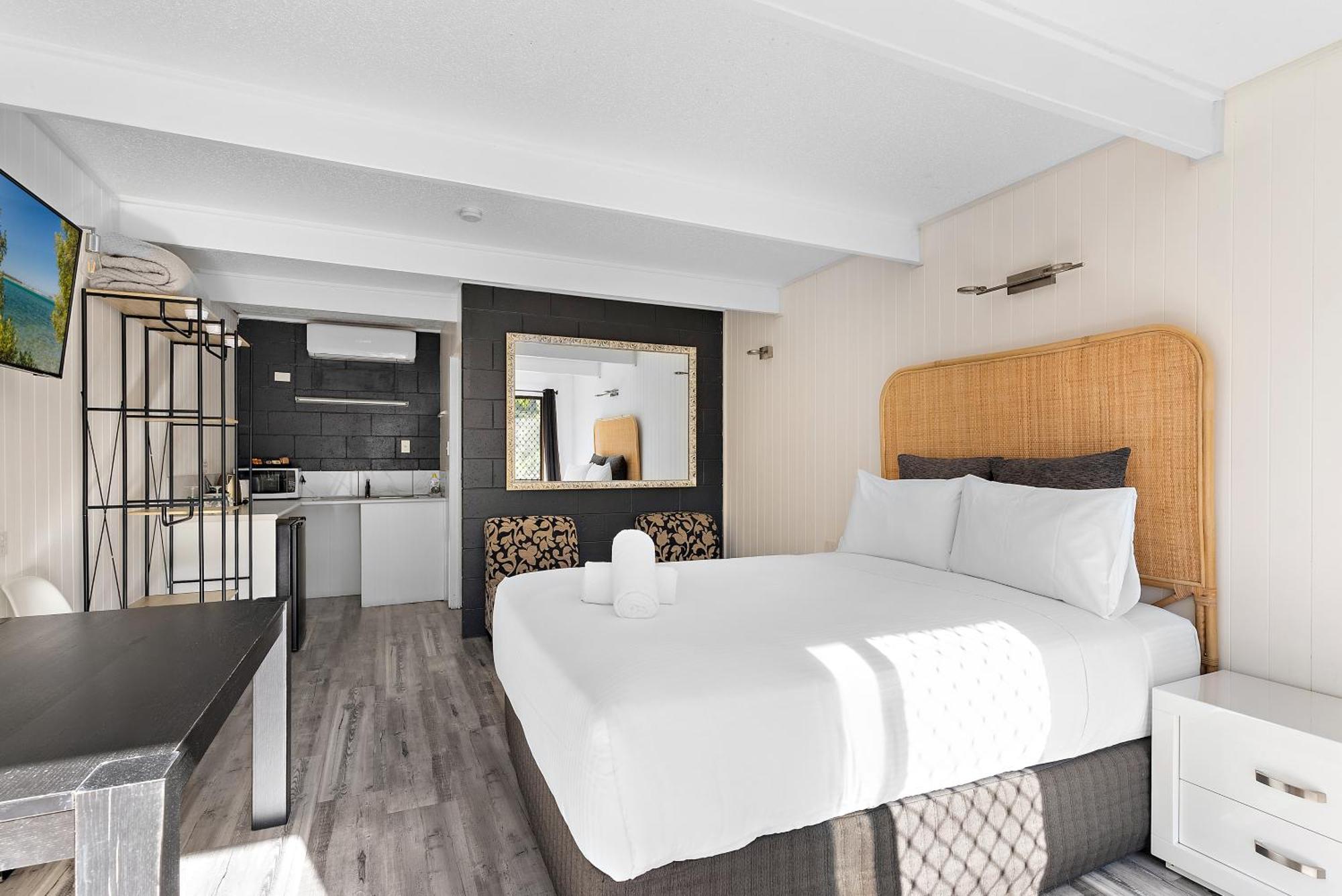 Buderim Fiesta Motel Tanawha Exteriör bild