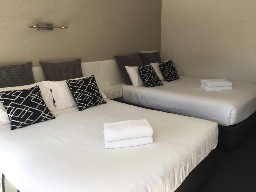 Buderim Fiesta Motel Tanawha Exteriör bild
